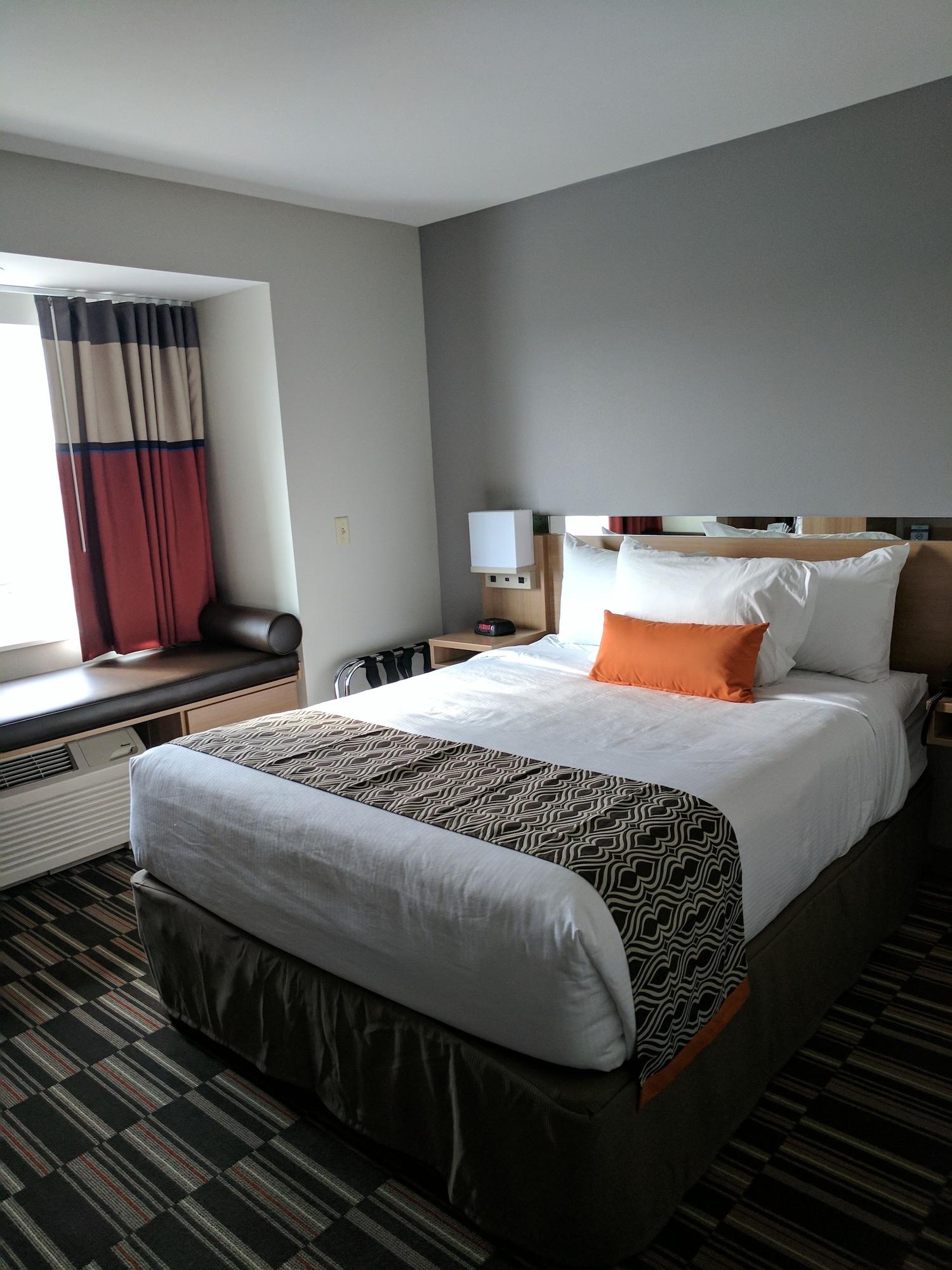 Microtel & By Wyndham Hotel